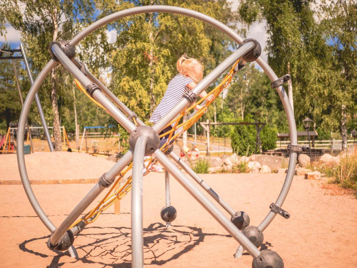 Bjoerkbackens Stugby I Vimmerby Extérieur photo