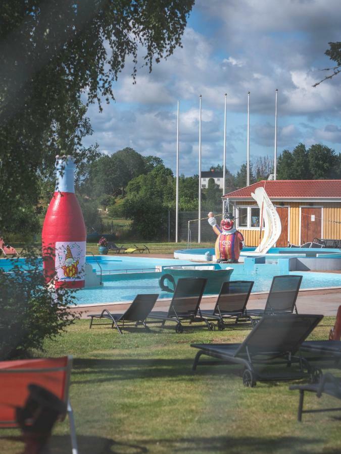 Bjoerkbackens Stugby I Vimmerby Extérieur photo